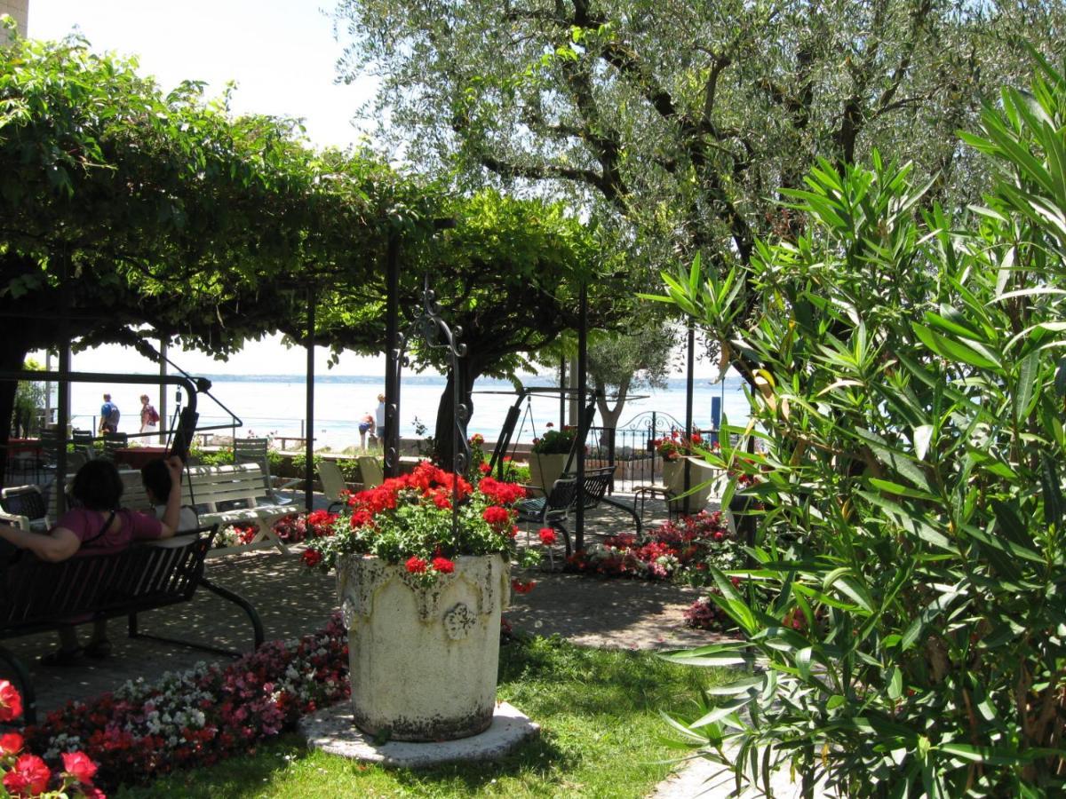 Hotel Giardino ซีร์มิโอเน ภายนอก รูปภาพ