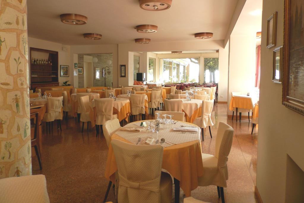 Hotel Giardino ซีร์มิโอเน ภายนอก รูปภาพ