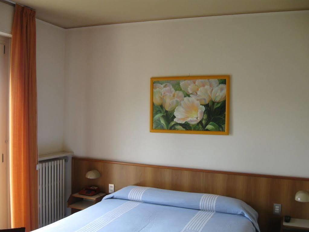 Hotel Giardino ซีร์มิโอเน ภายนอก รูปภาพ